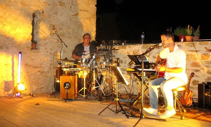 le groupe Kaméléon sur la terrasse du gîte